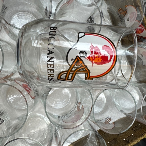 Glasses - Picture 1 of 2
